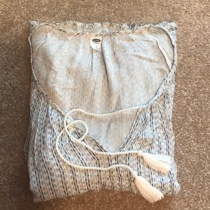 Old Navy top